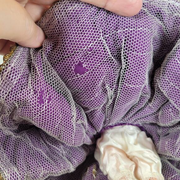 Vintage 7"  Folk Doll with Purple Velvet Dress and Lace Details - Picture 10 of 13